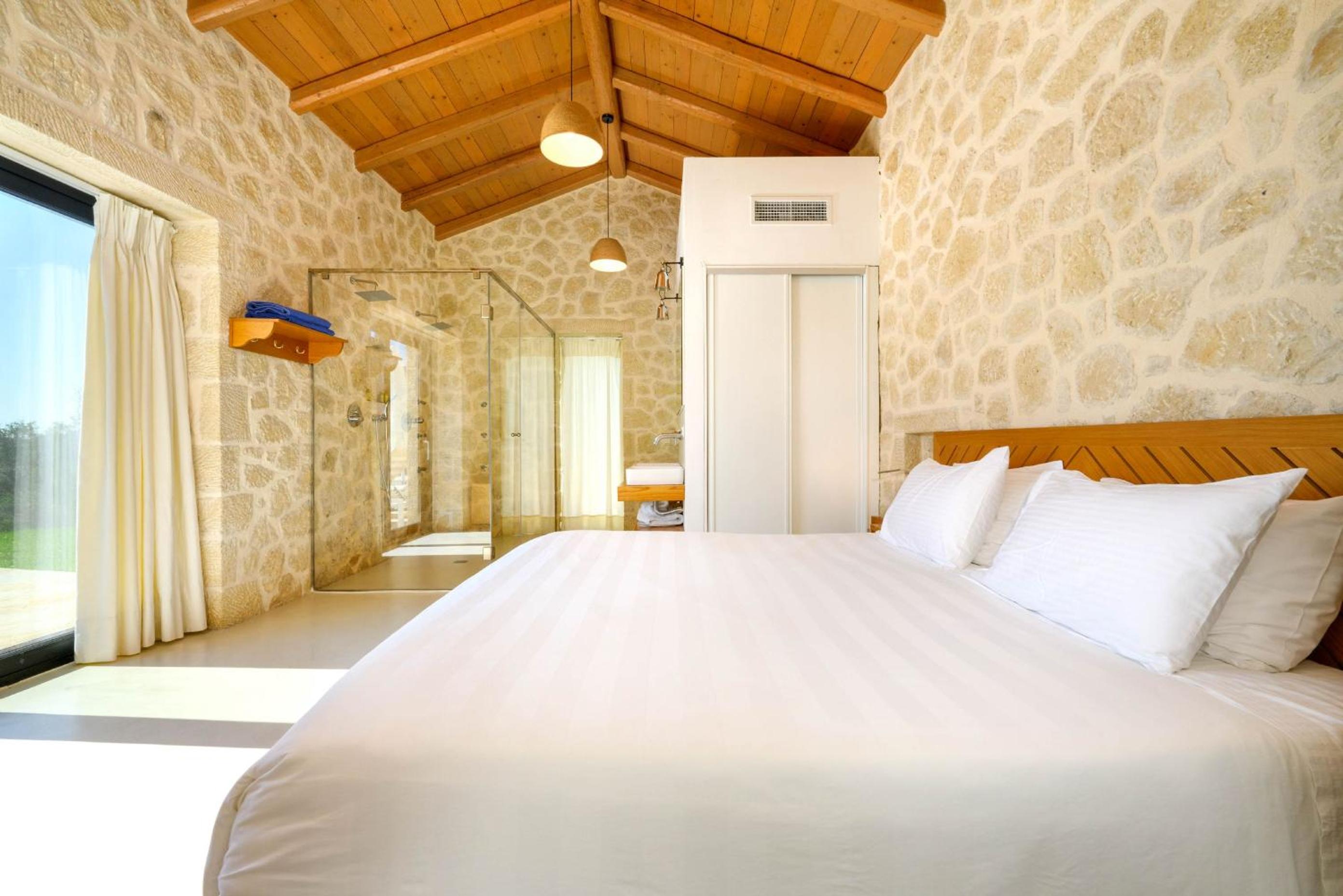 Lithari Luxury Villas