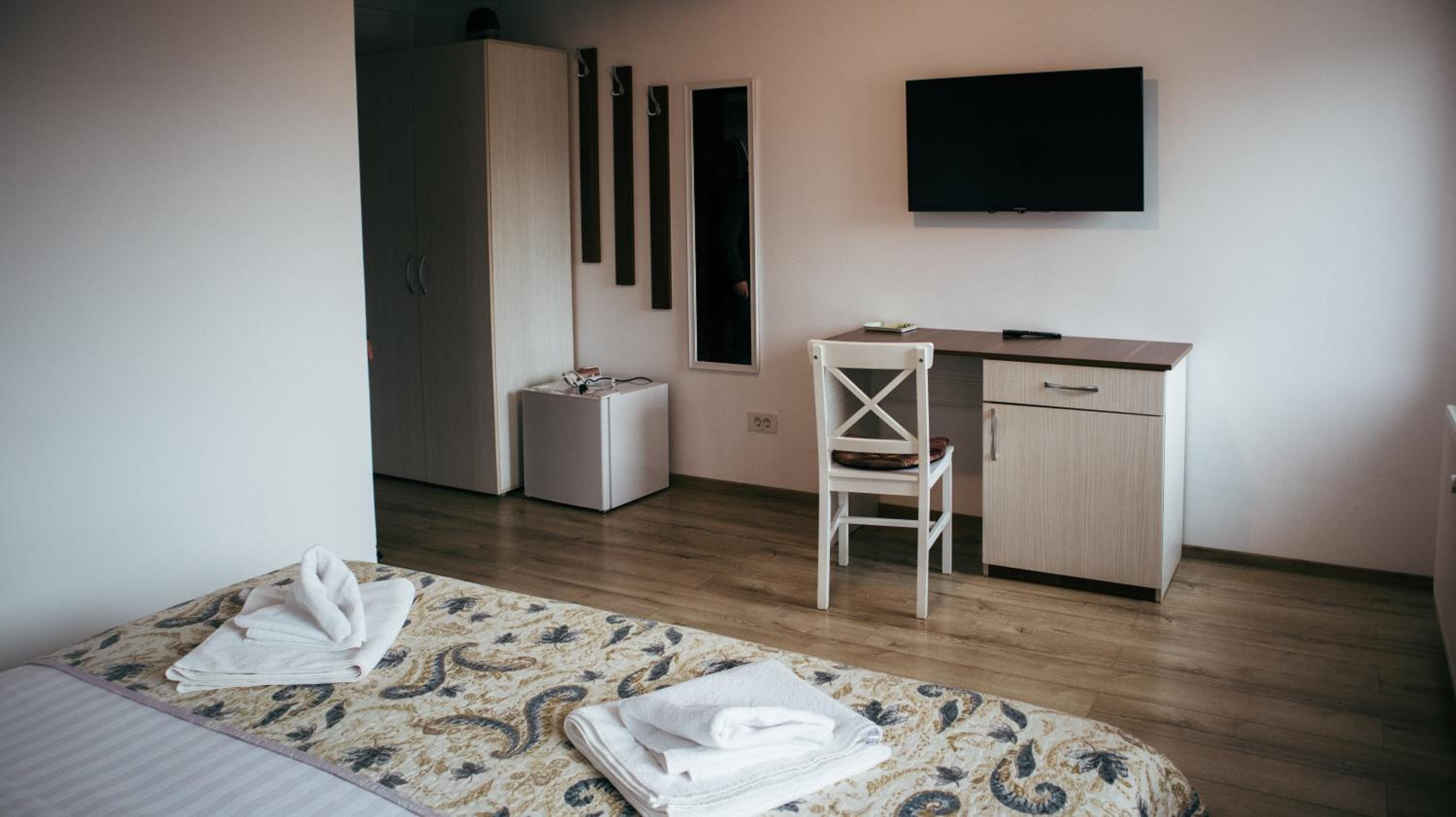 AristoCat Hotels Rasnov view 2