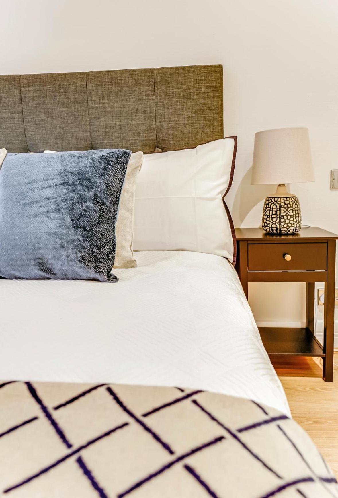 Prime Central flat at Marylebone