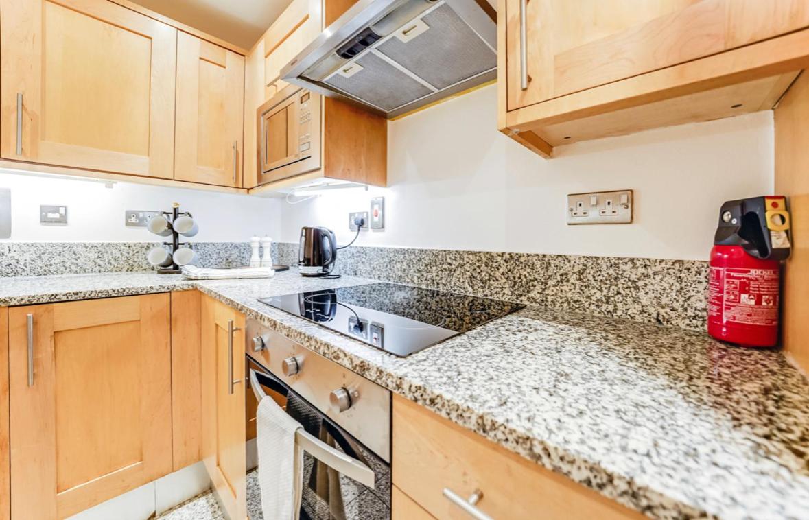 Prime Central flat at Marylebone