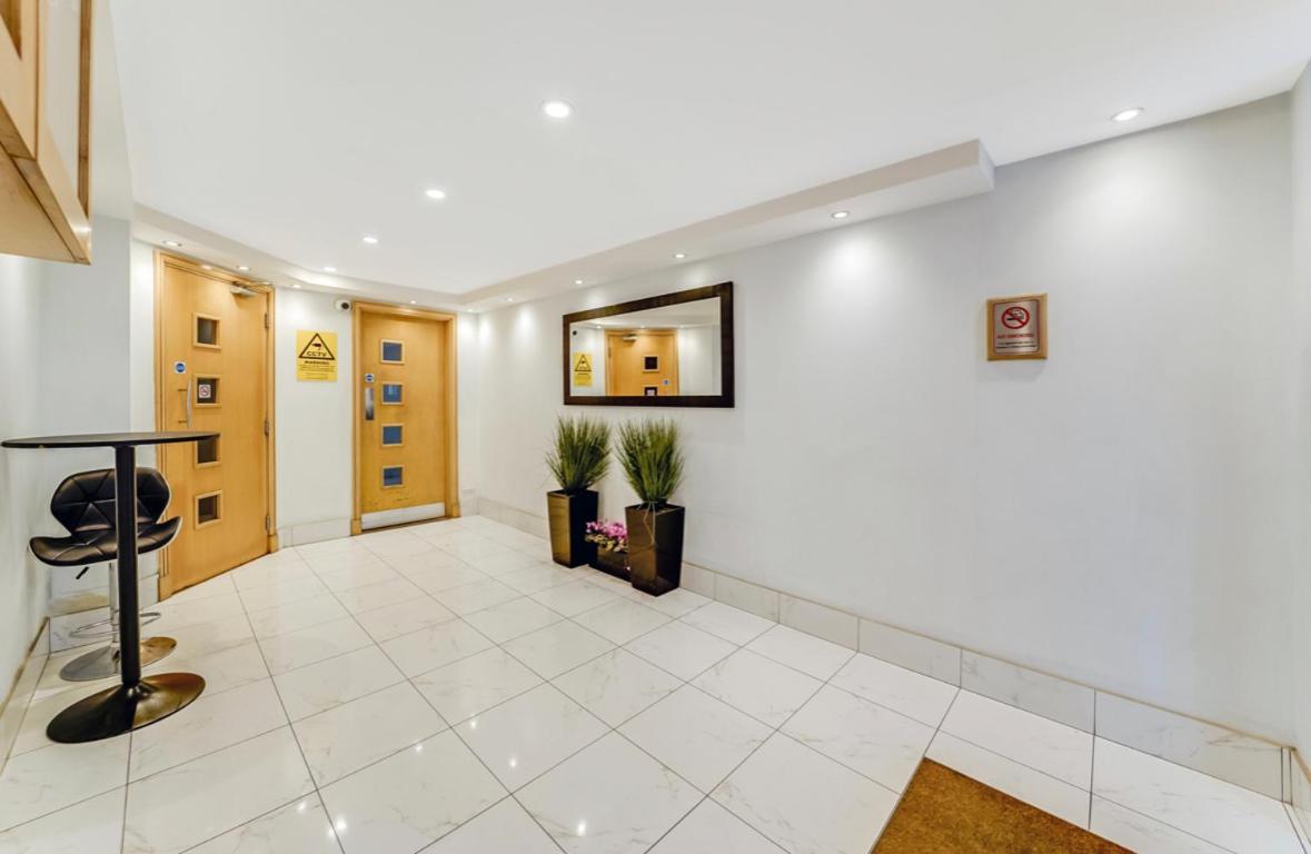 Prime Central flat at Marylebone