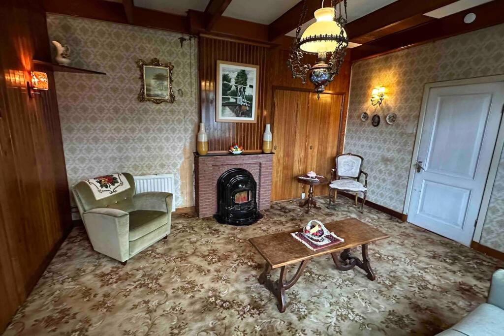 Beautiful farmhouse near Amsterdam center