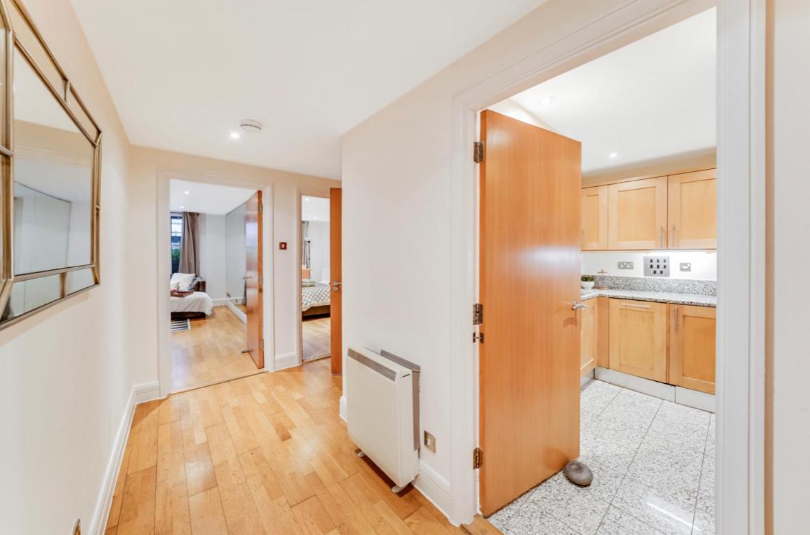 Prime Central flat at Marylebone
