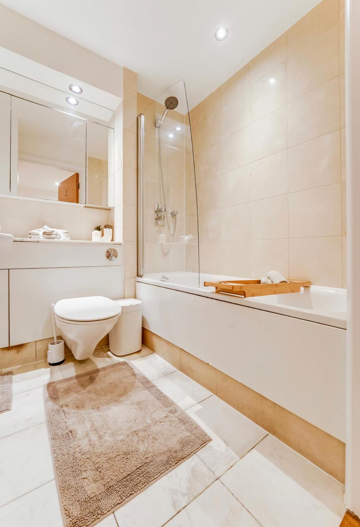 Prime Central flat at Marylebone