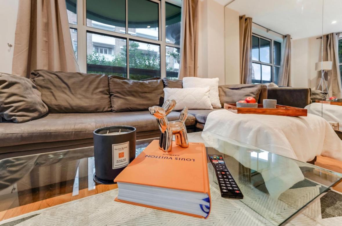 Prime Central flat at Marylebone