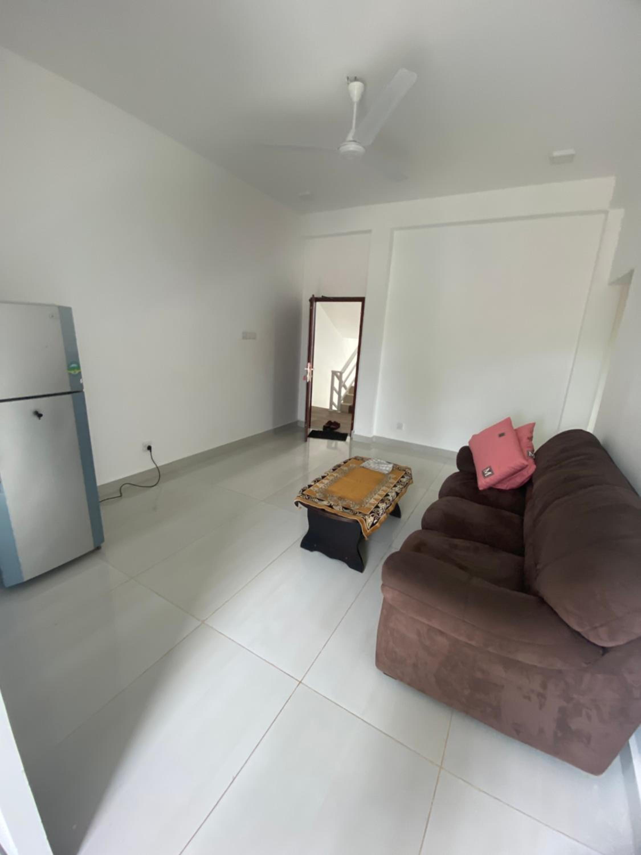 Apartment near Colombo Airport view 5