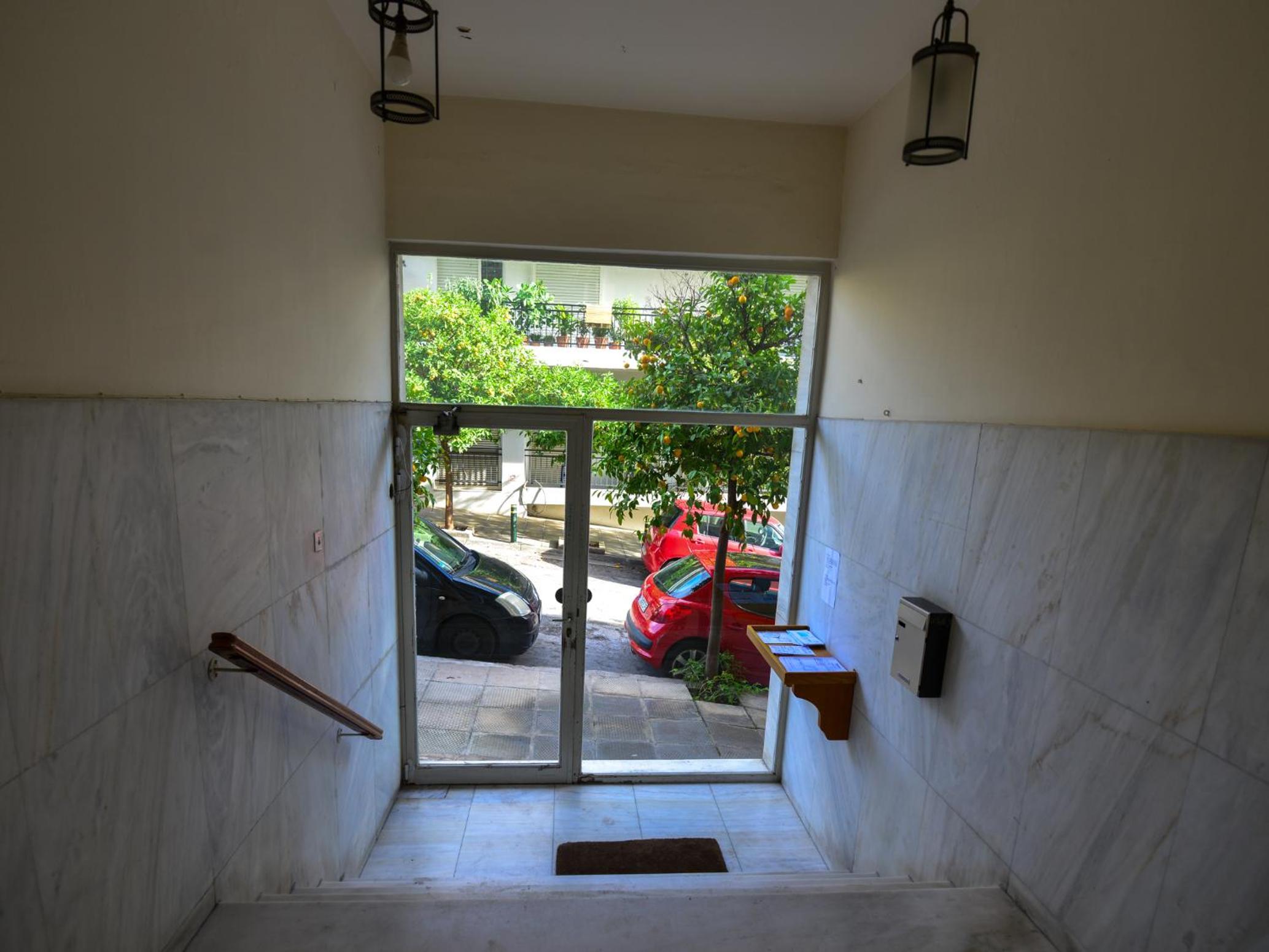 Acropolis Heart 2 Bdr with 2 attached bathrooms next to the site
