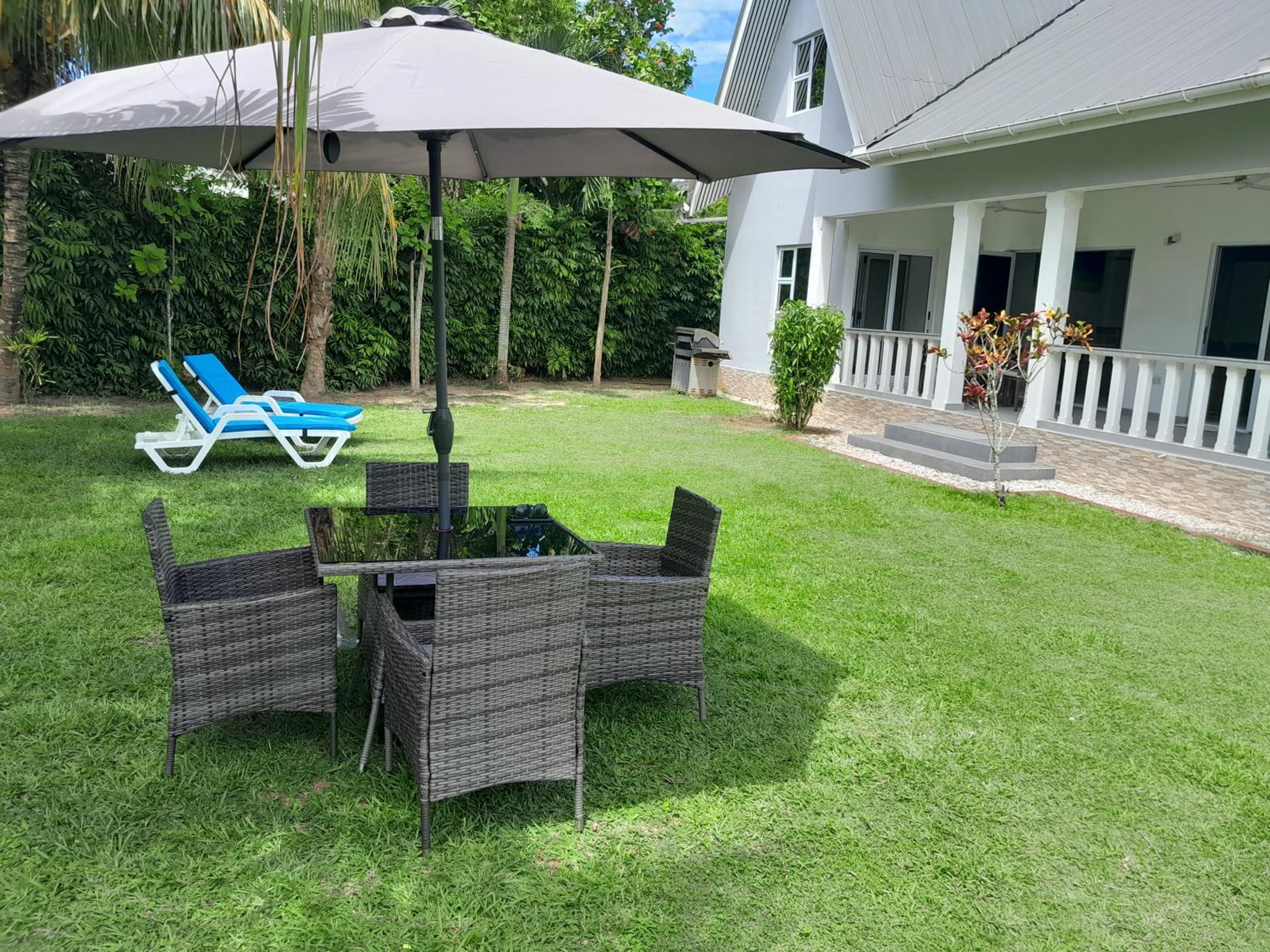 Island Charm of Praslin photo 2