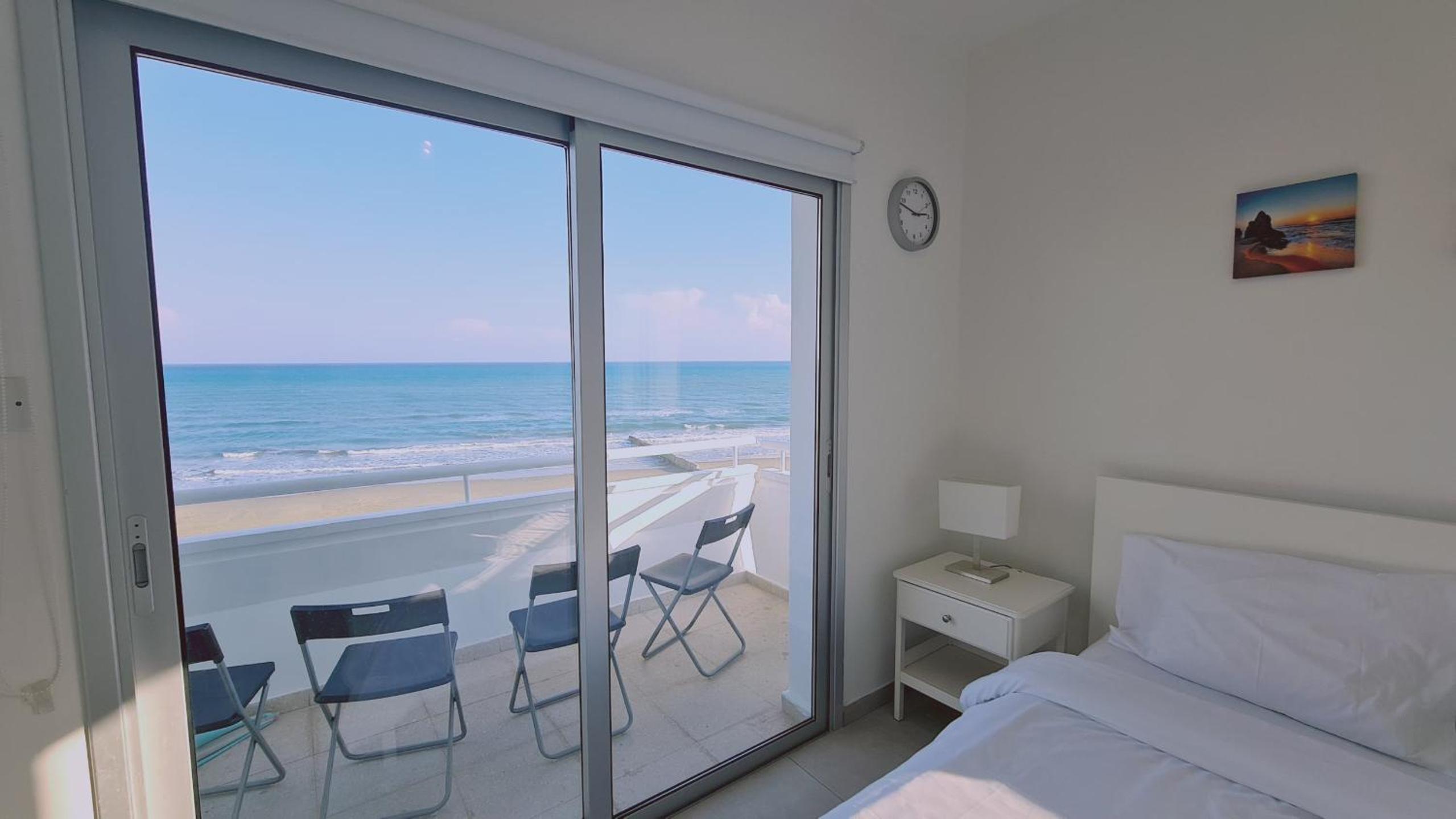 STAY Beach Wave Apartment