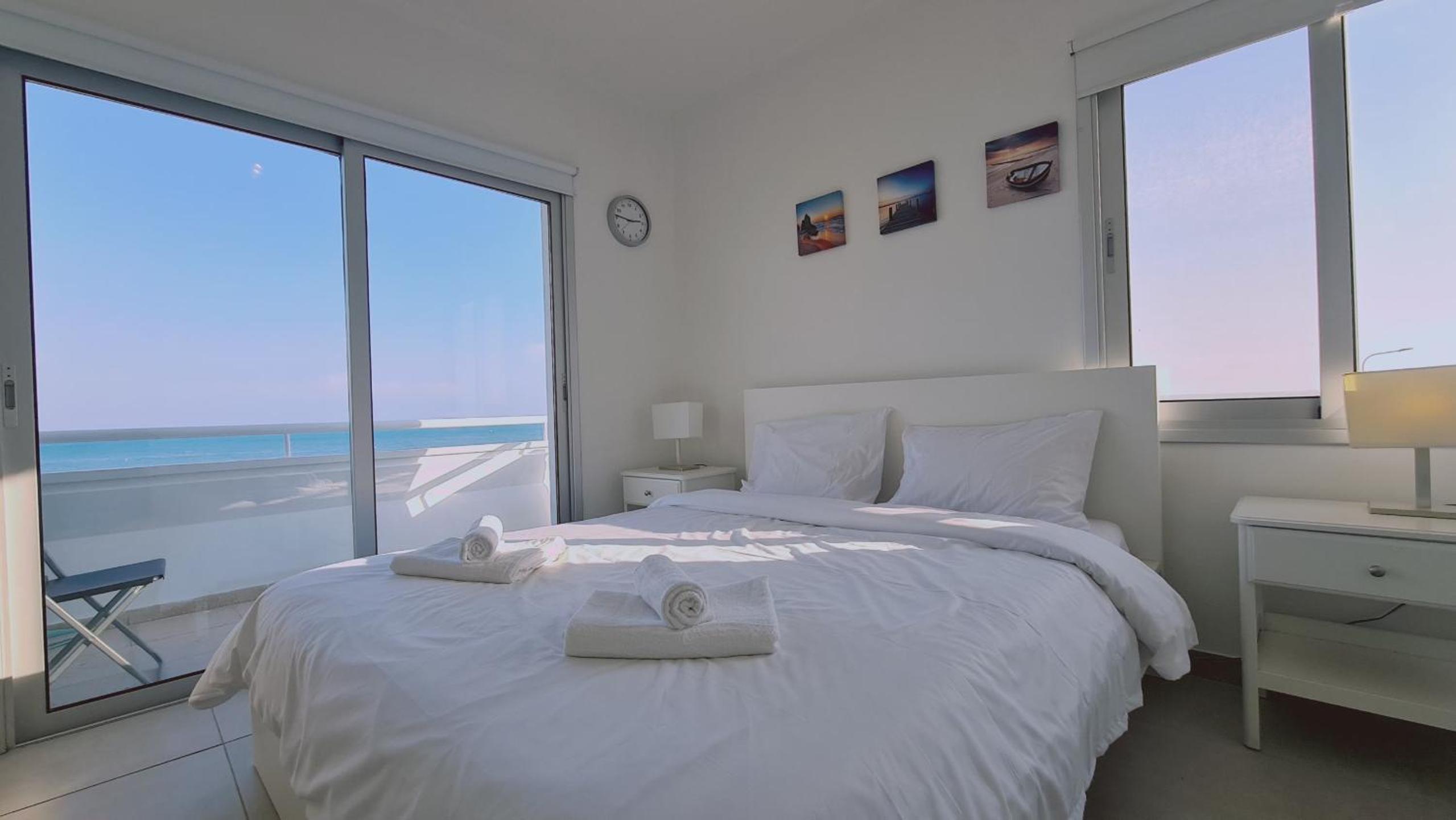 STAY Beach Wave Apartment