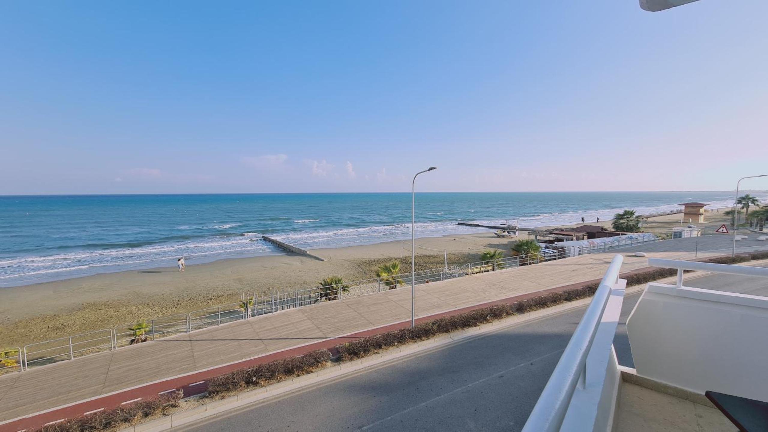 STAY Beach Wave Apartment
