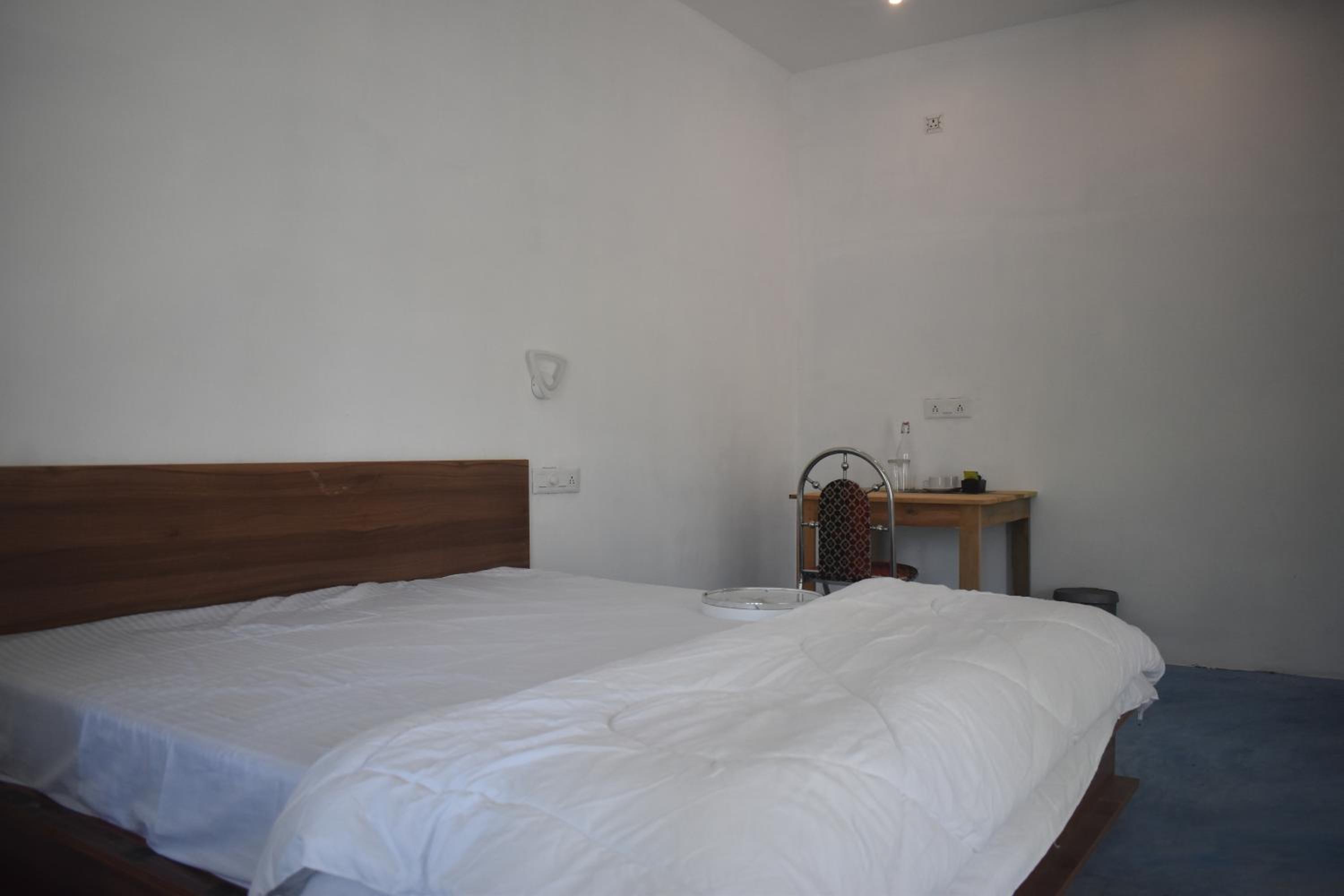 Sebastian's oasis homestay view 4