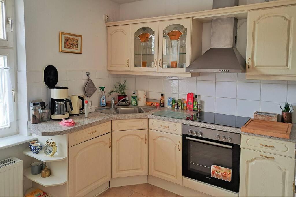 Town-Villa, Apartment, living room with big Sofa bed , 2 bedroom, 1kitchen, 1bathroom, 1 office, 1 garden