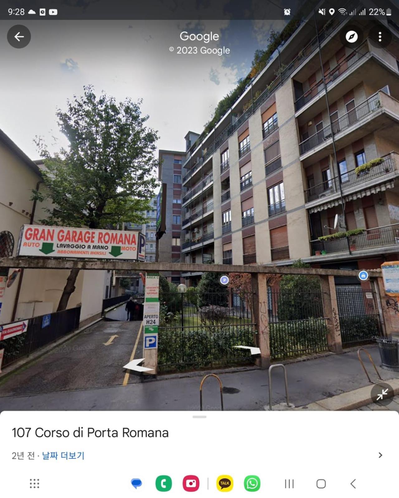 [Duomo walking distance]modern flat with free wifi