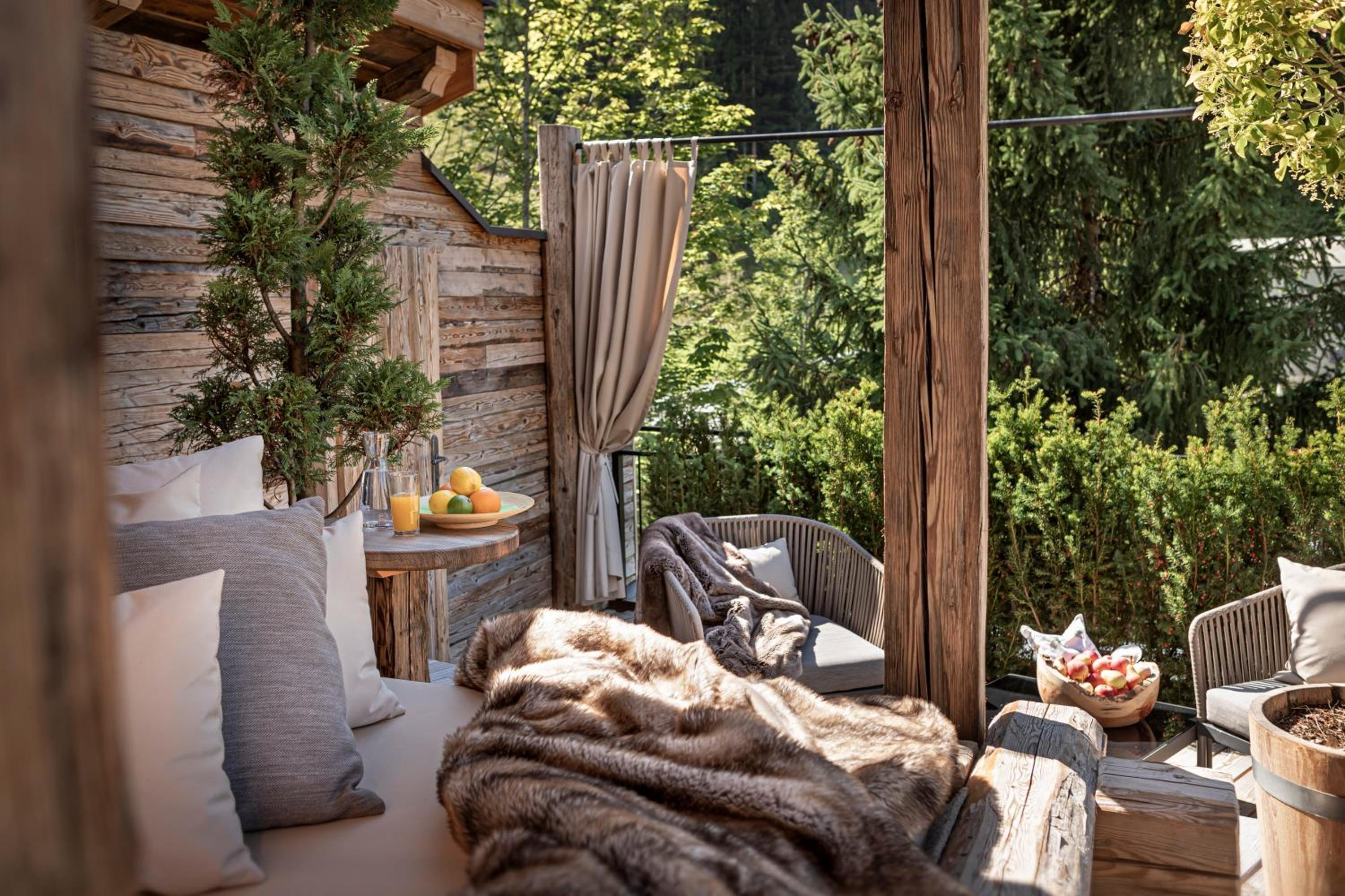 Pool Luxury Lodge