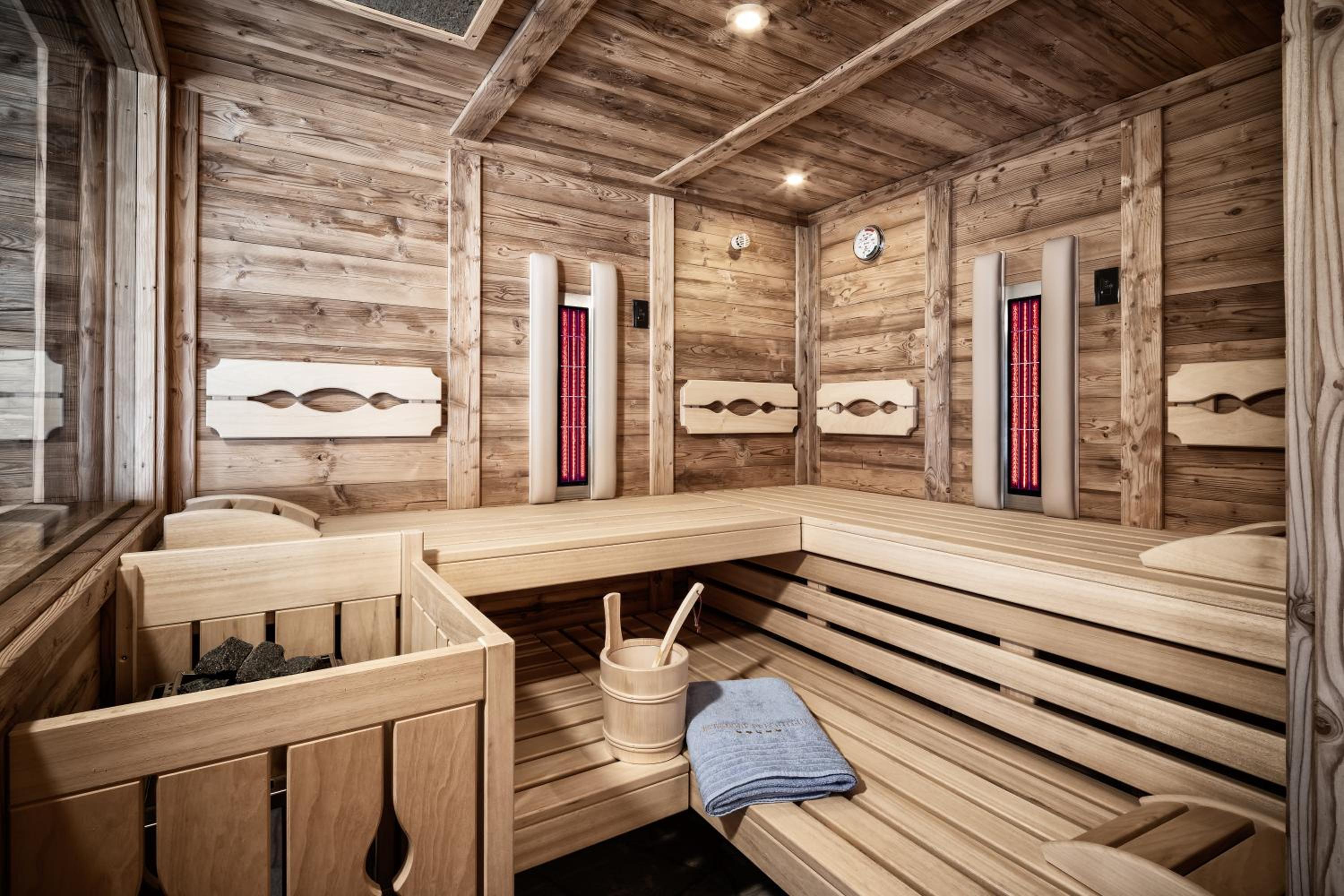 Pool Luxury Lodge