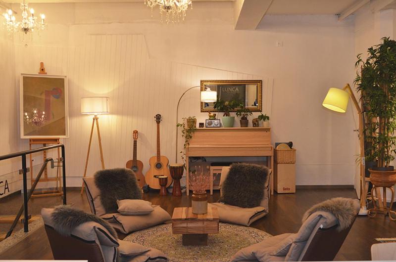 lounge