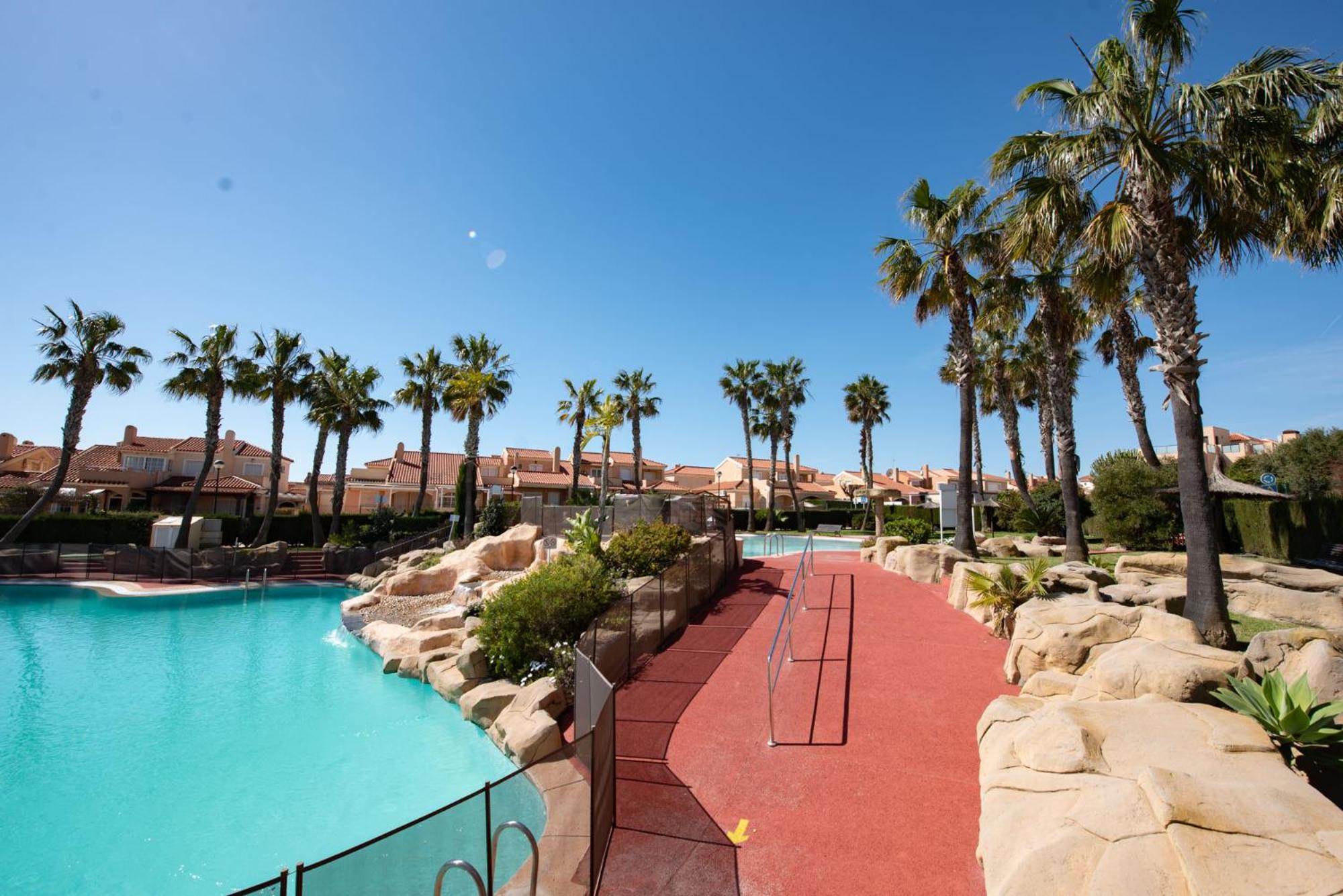 Holiday Beach El Olivo