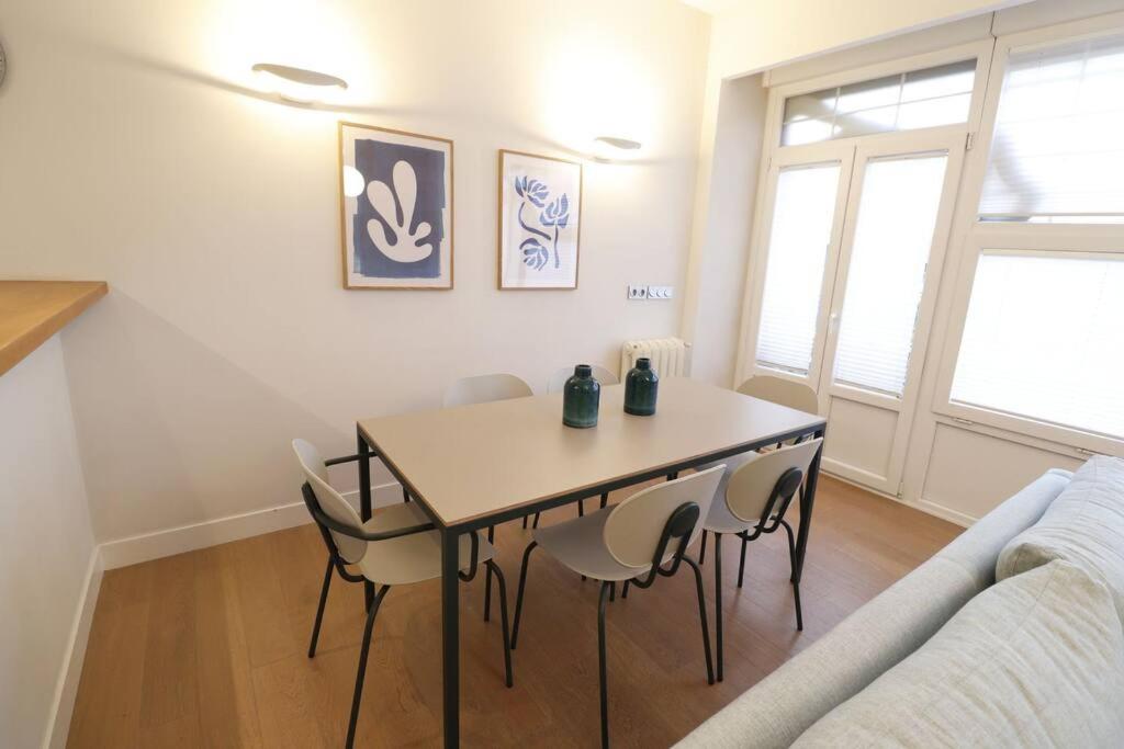 Prime Location Modern Stay