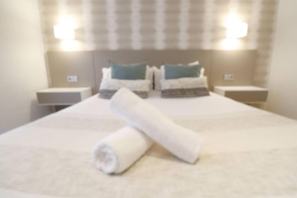 Prime Location Modern Stay