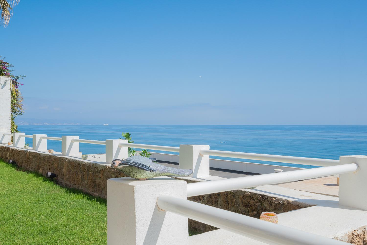 250sqm Garden Duplex with Jacuzzi, Sea View Cinema photo 5
