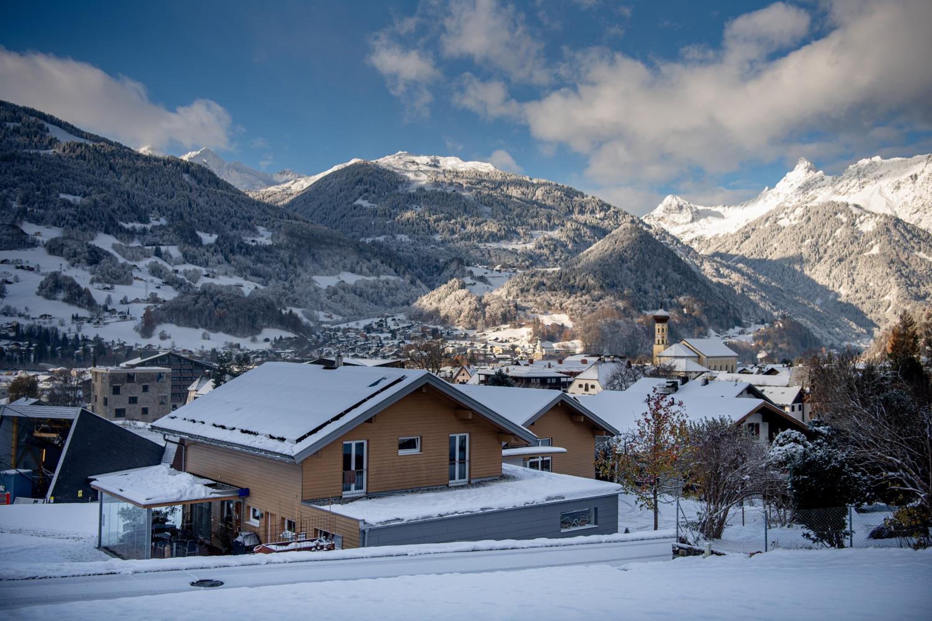 Appartments Urmonti view 2