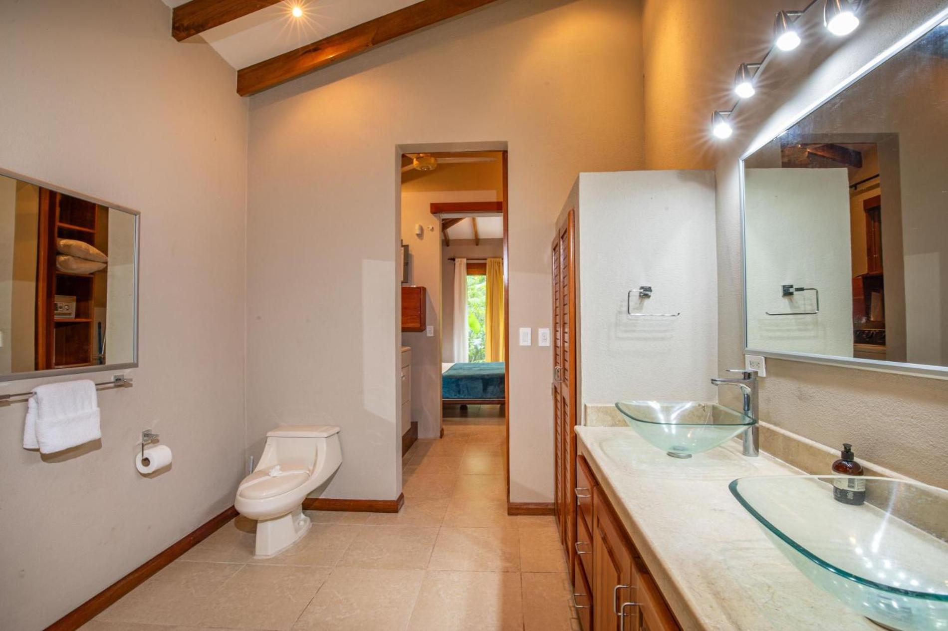 Tropical Casa Ventanas with private pool in MA