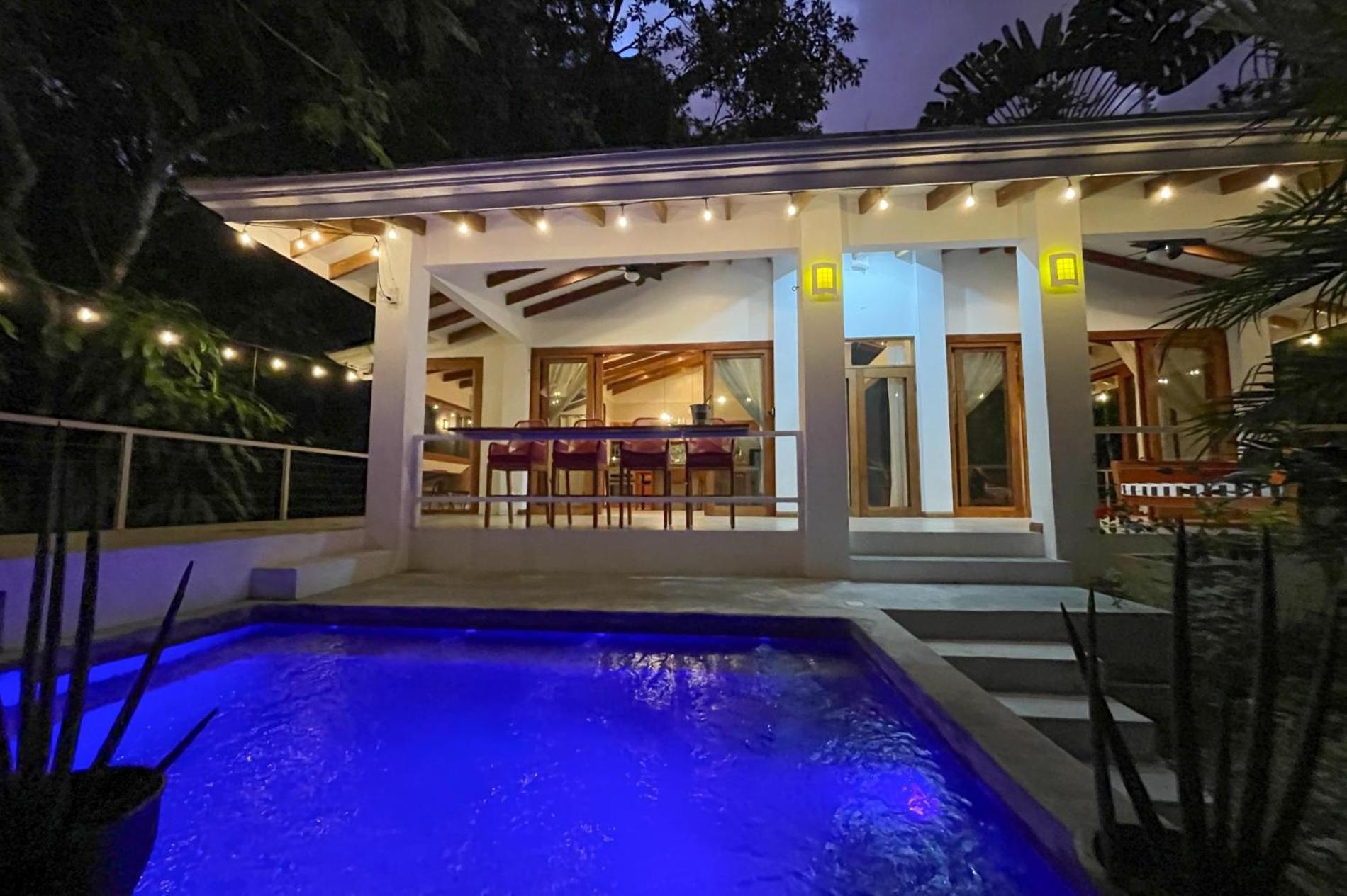Tropical Casa Ventanas with private pool in MA