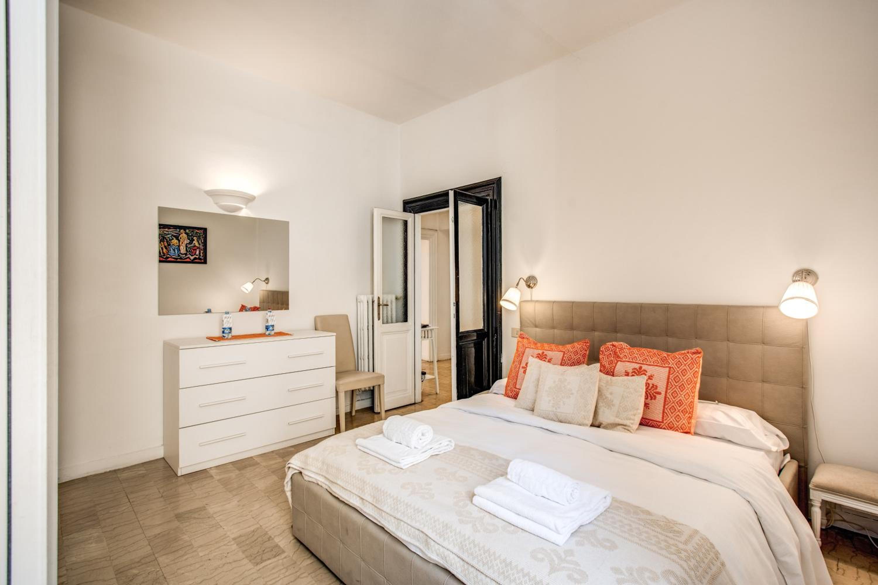 NUOVO Colonna Suite Rome - Via del Corso Apt