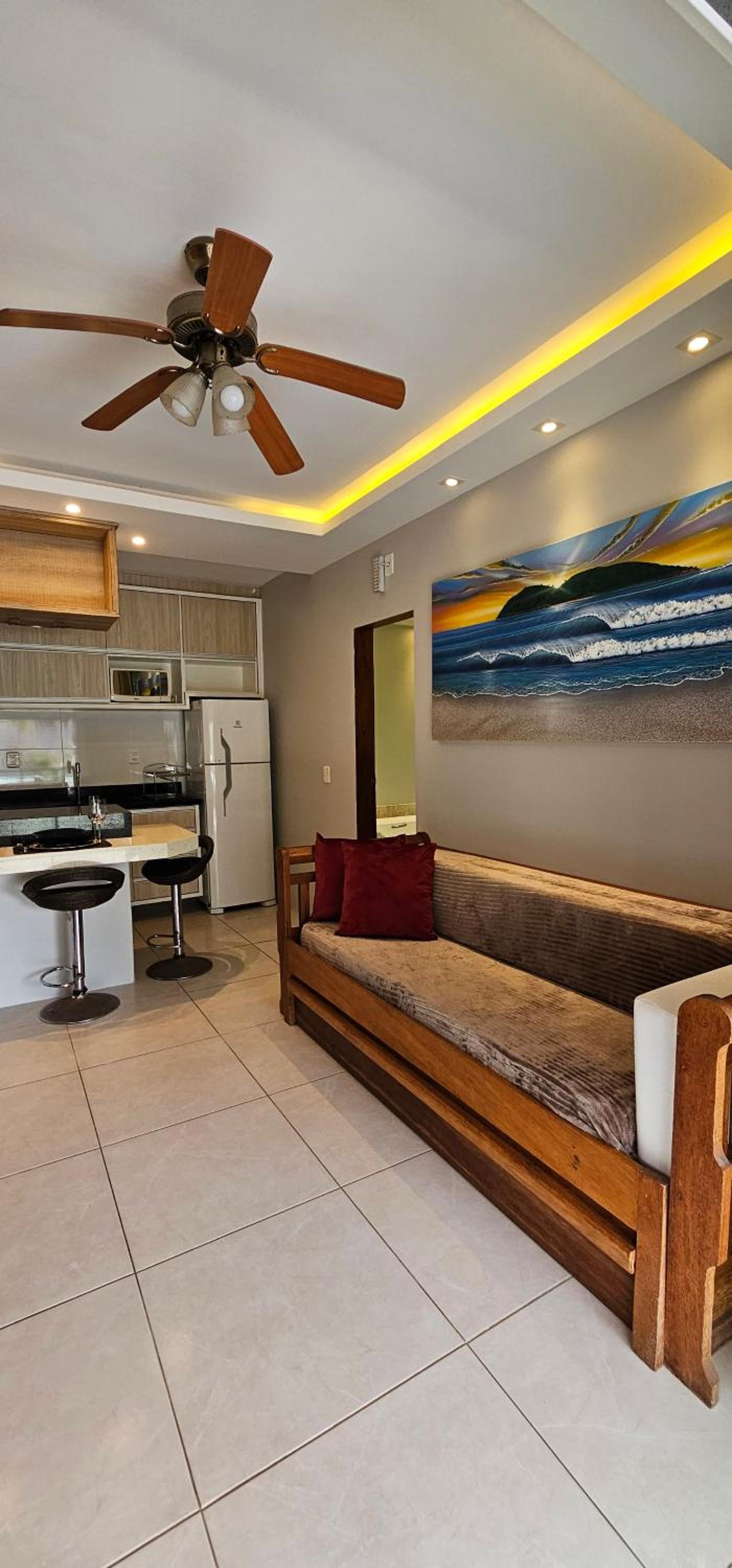 Apartamento c/ hidro e piscina em condomínio