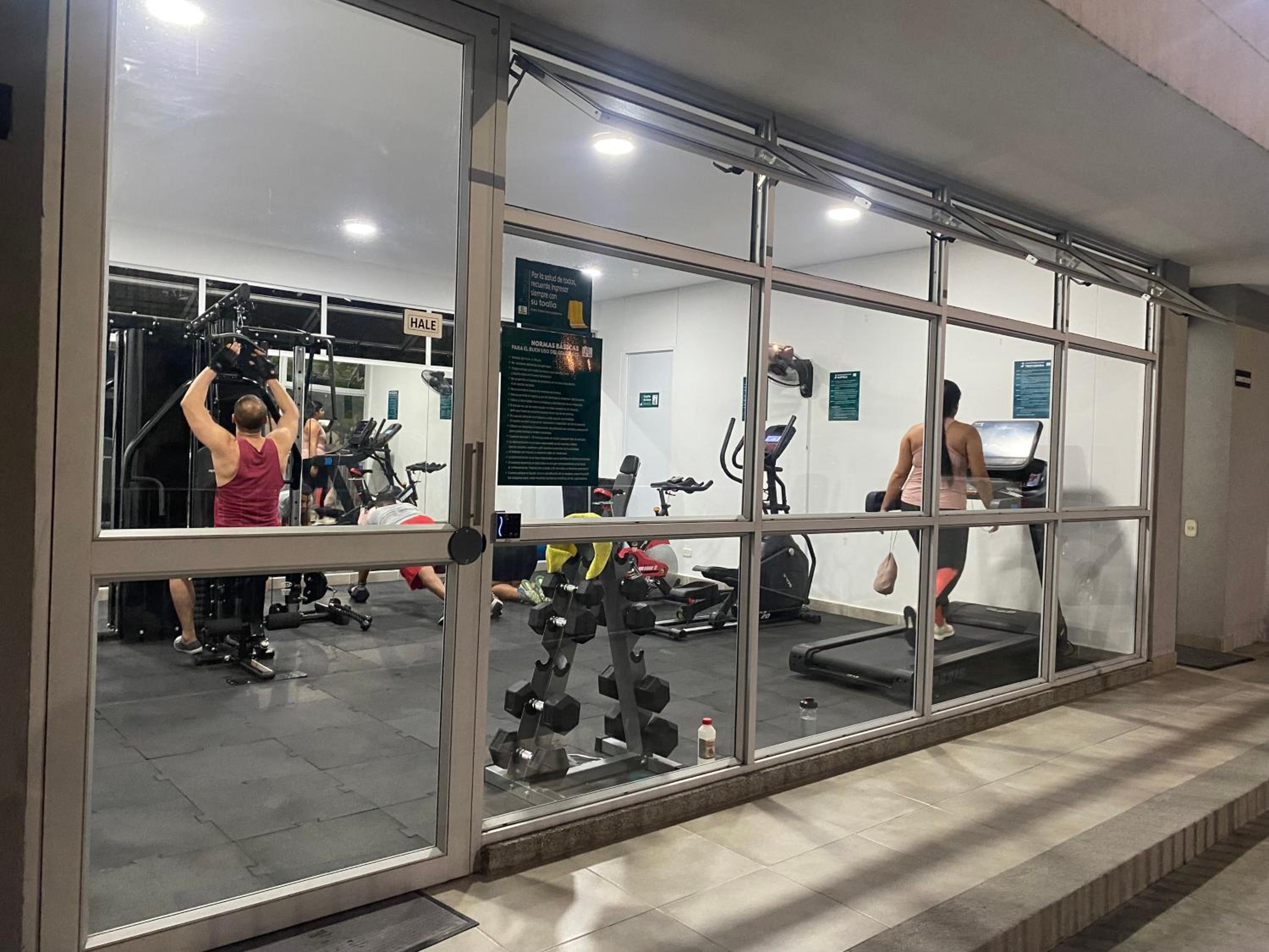 Lindo apto 2 habitaciones cerca al Aeropuerto Y centro de Eventos valle del pacifico