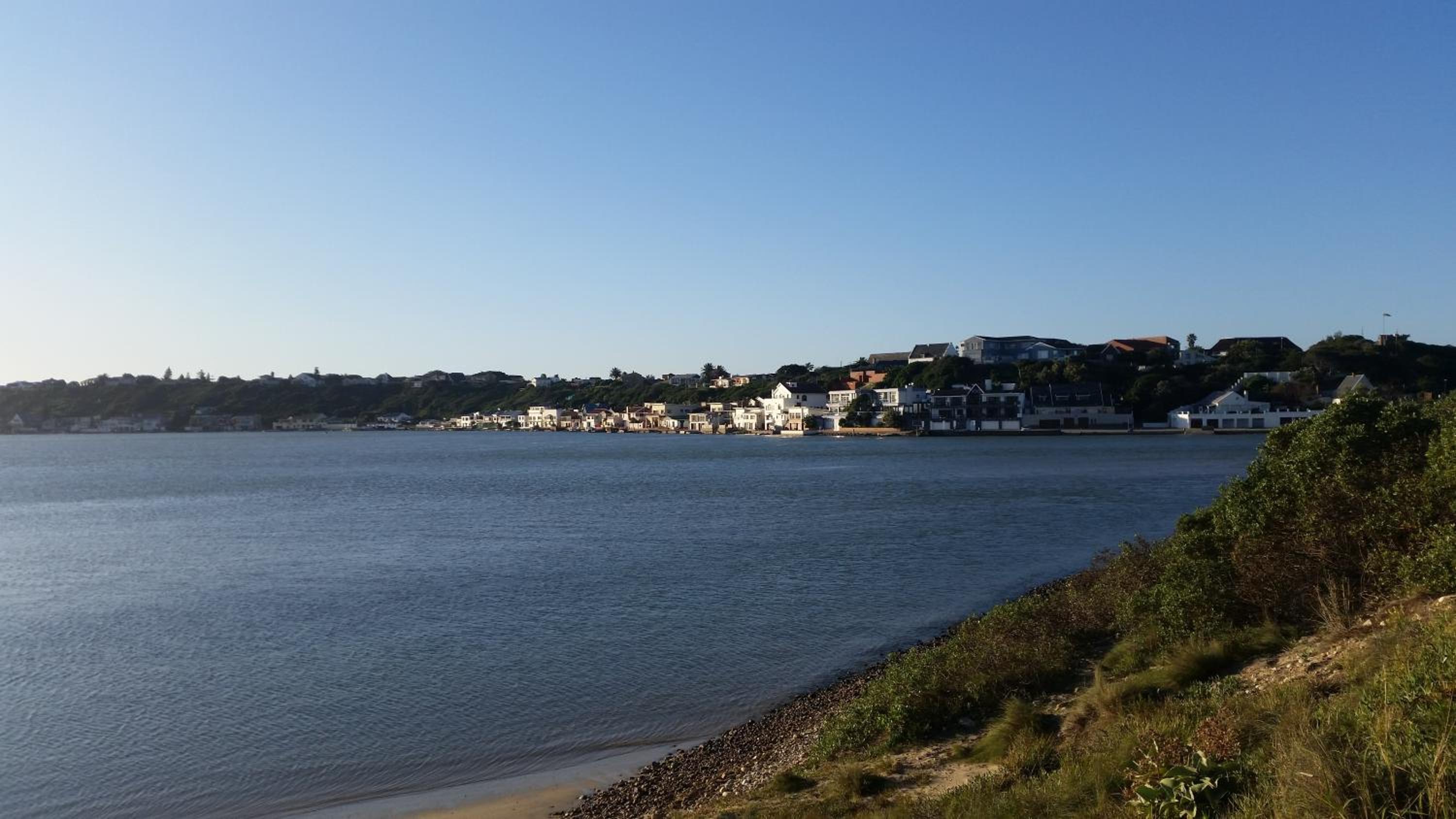 Ebenezer Guesthouse Bluewater Bay