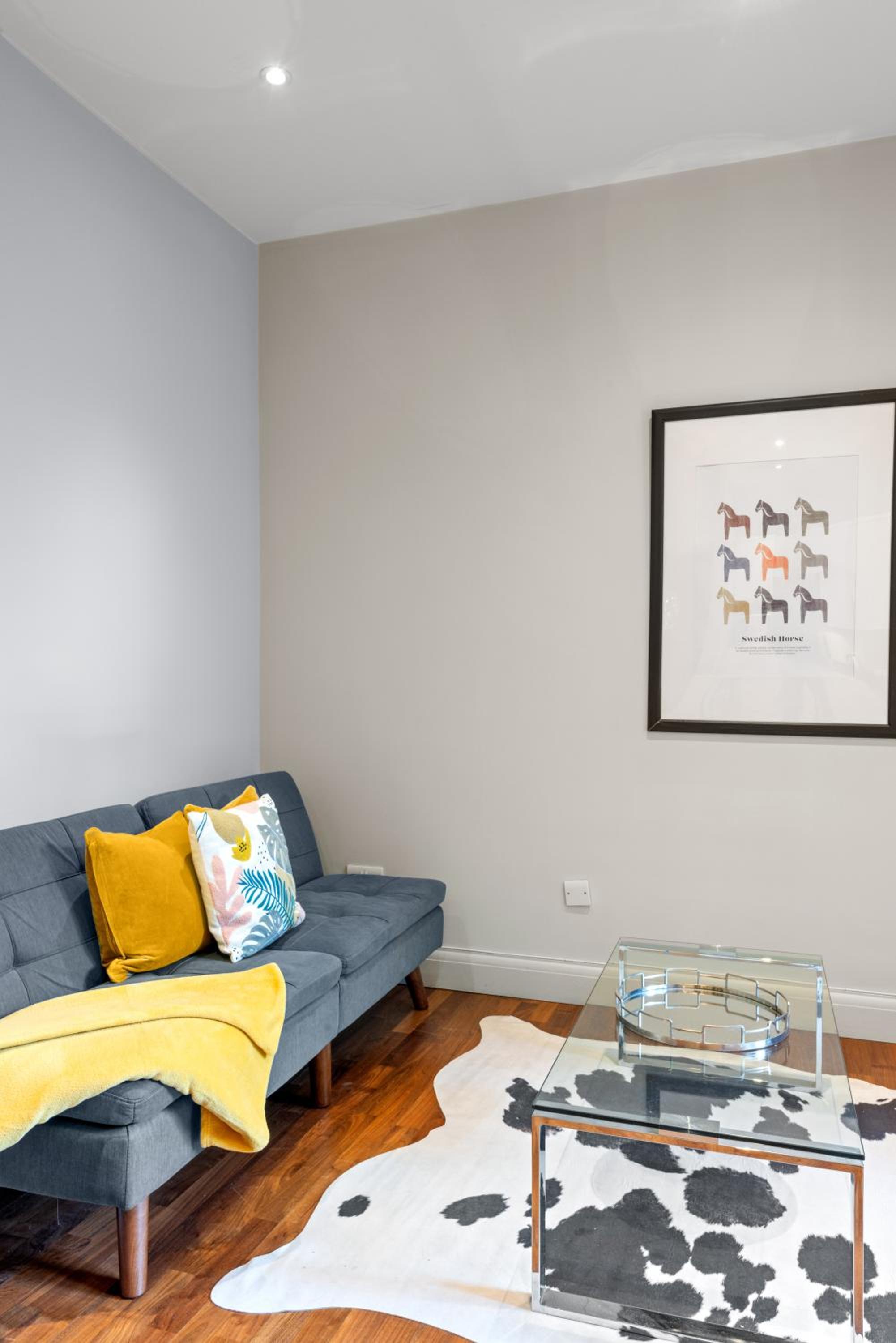 Notting Hill: Stylish 1BR with Terrace - Suite Inn