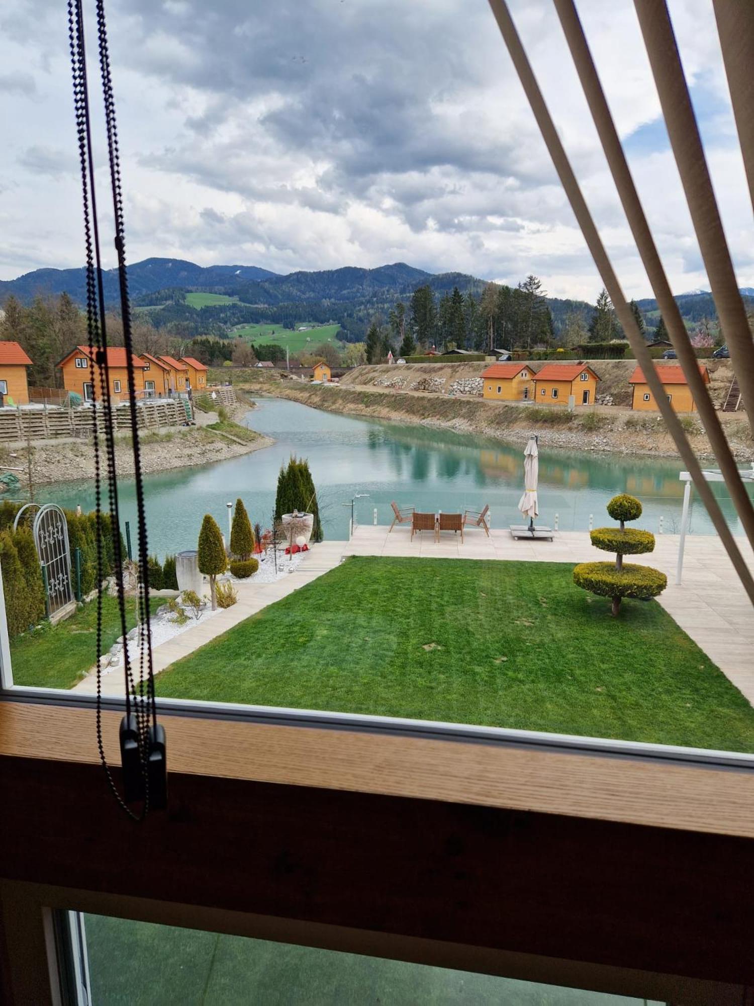FERIENHAUS A&C DELUXE AM SEE