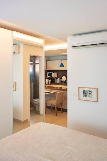 FLAT com piscina, vista para o Aquário e Feng Shui