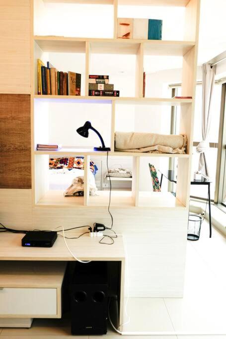 FLAT com piscina, vista para o Aquário e Feng Shui