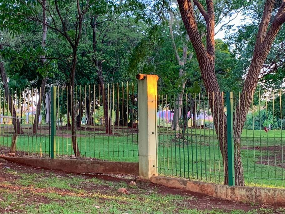 FLAT com piscina, vista para o Aquário e Feng Shui
