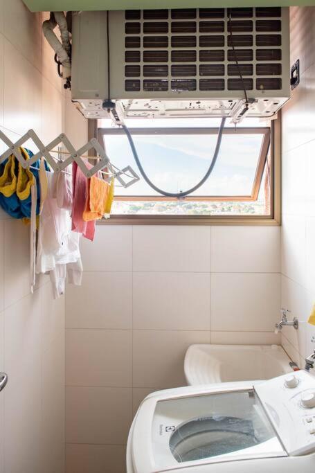 FLAT com piscina, vista para o Aquário e Feng Shui