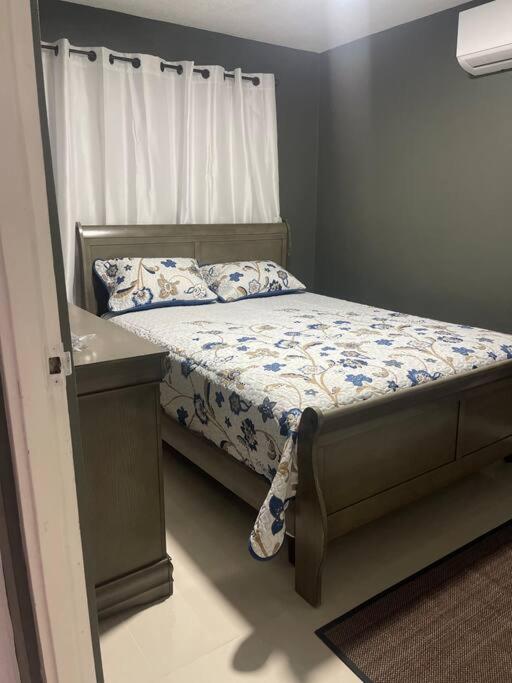 New Kingston Retreat
