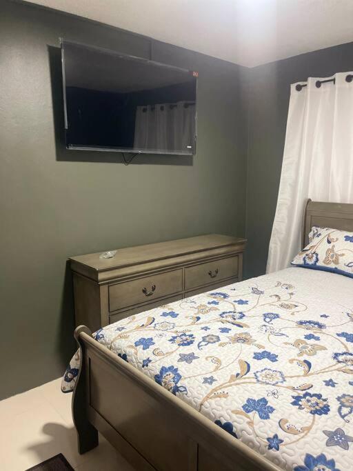 New Kingston Retreat