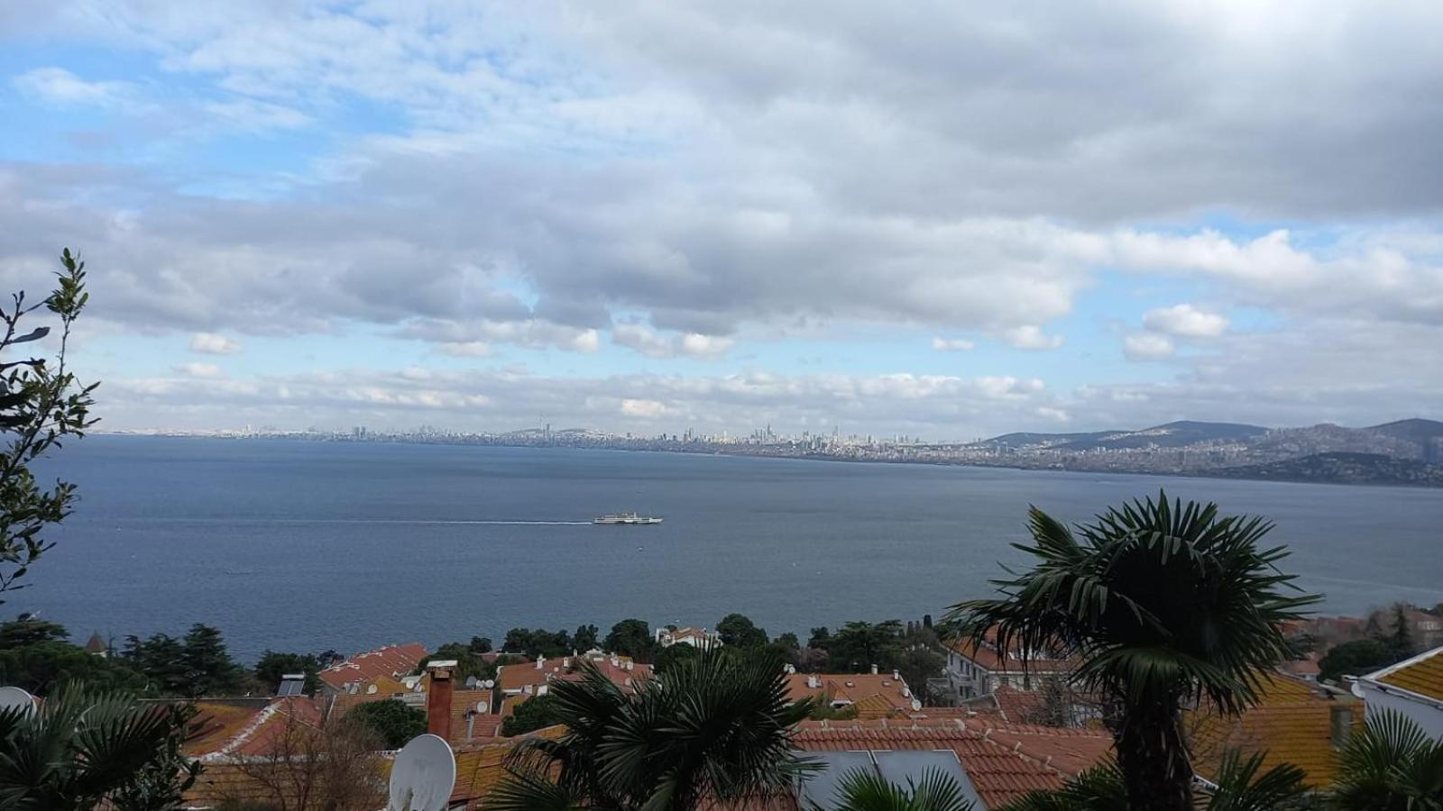 Büyükada Al Köşk view 2