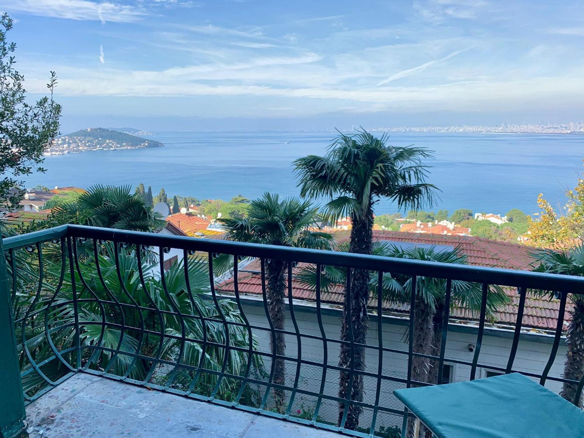 Büyükada Al Köşk view 5