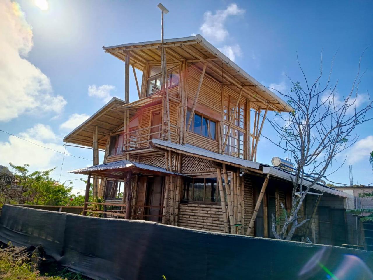 Casa Bambú Galápagos