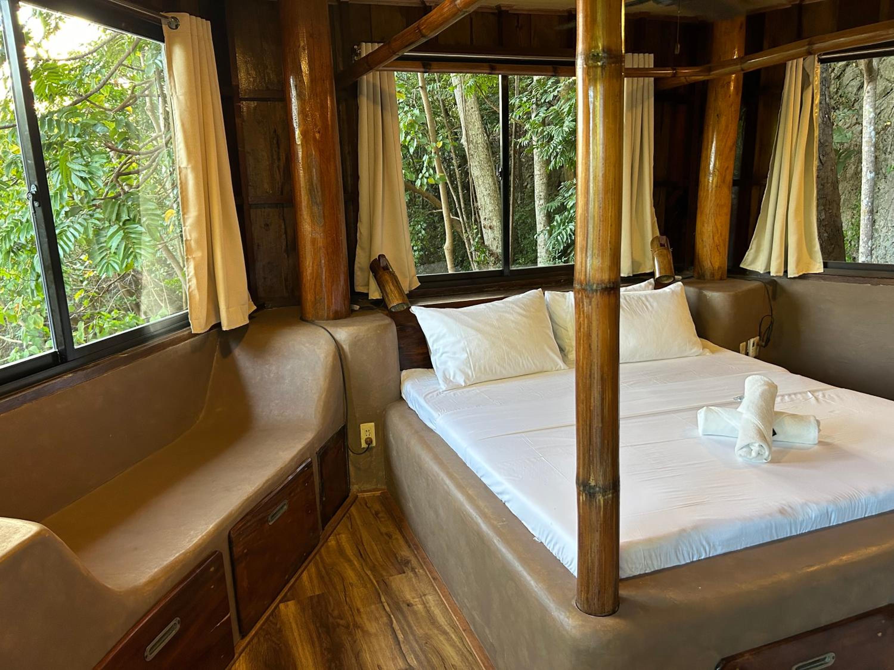 Sangat Island Dive Resort