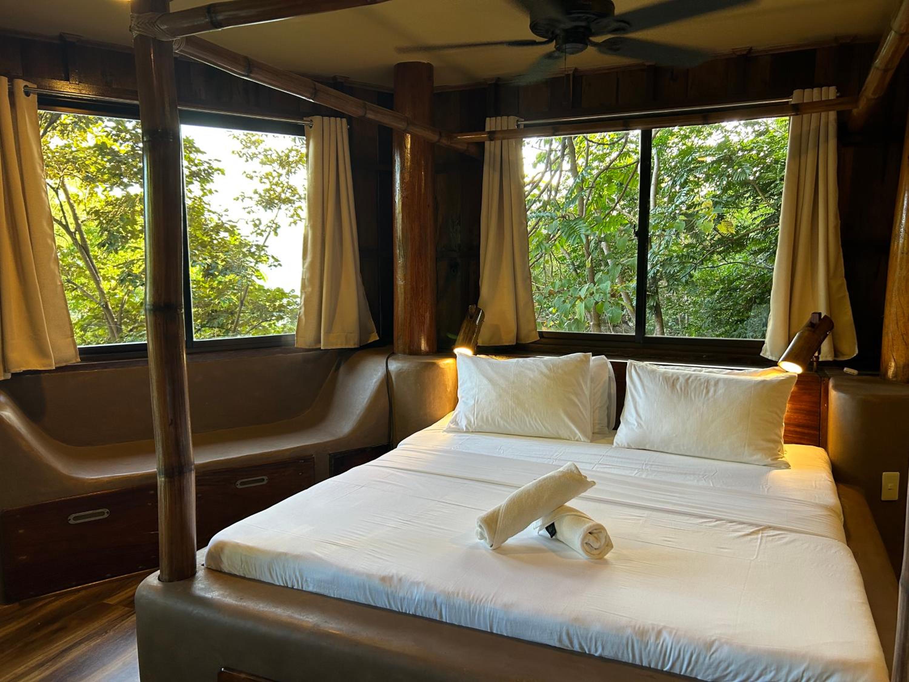 Sangat Island Dive Resort