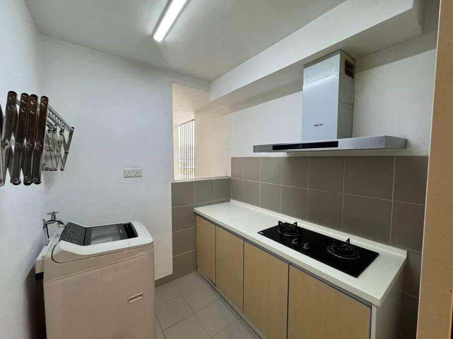 Renai Bukit Jelutong Home photo 3