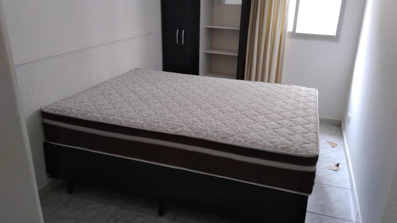 Apartamento com 4 quatros em frente a praia em Pitangueiras - Guarujá