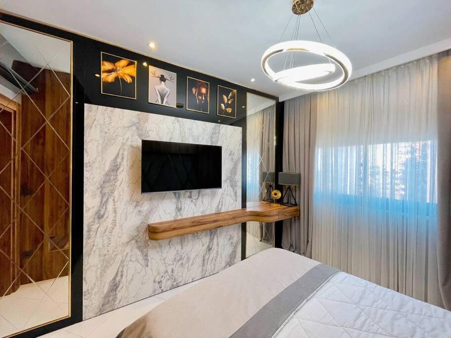 Serenity SPA ALL-IN apartment Luxury resort private beach view 5