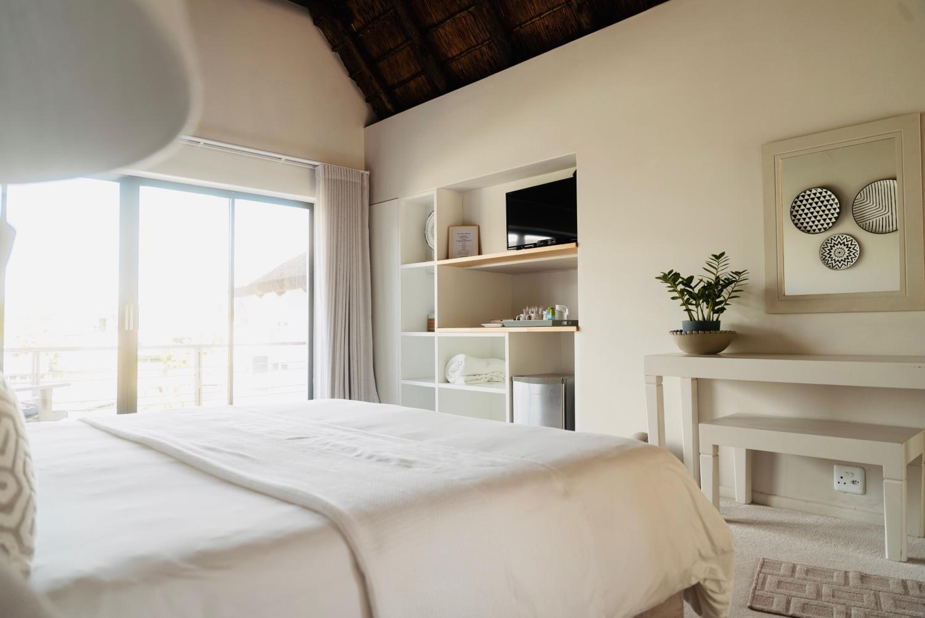CANAL GUEST HOUSE - Waterfront Boutique B&B