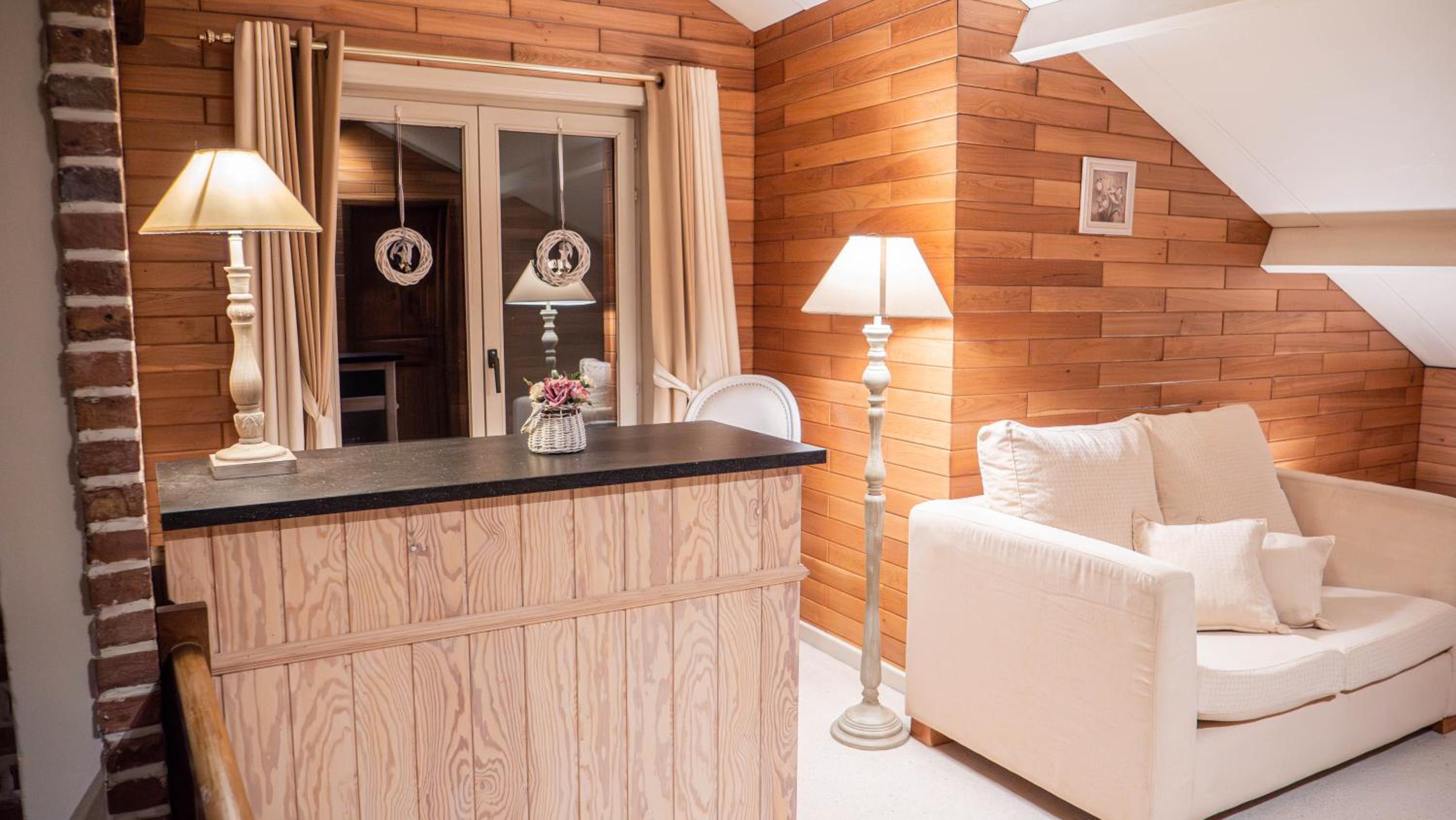 Le Colibri spa jacuzzi